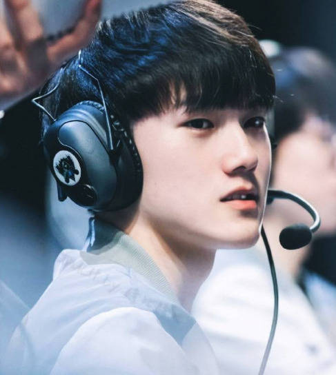 将队伍分为 将队伍分为